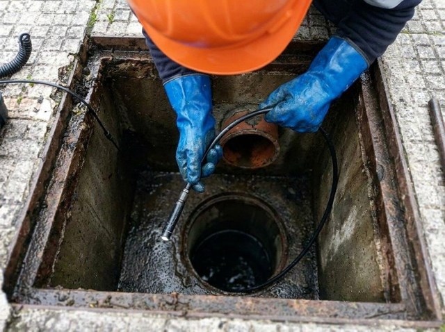 Así cuidamos tu red: mantenimiento de tuberías en O Barbanza - Imagen 1