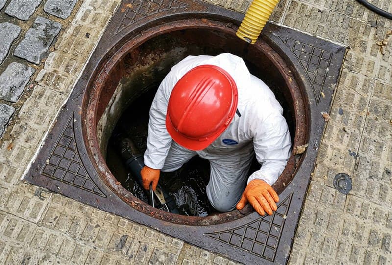 Servicio de desatascos 24 horas de Net & Clair Barbanza S.L.U. en el Barbanza